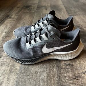 Nike Mens Air Zoom Pegasus 37 BQ9646-009 Gray Running Shoes Sneakers Size 10